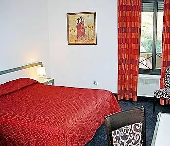 Les Amandiers Hotel Tournon-sur-Rhone