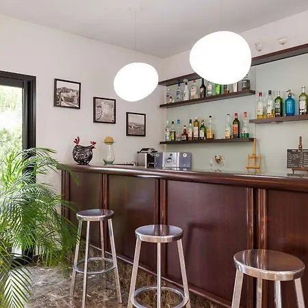 Hotel Les Amandiers