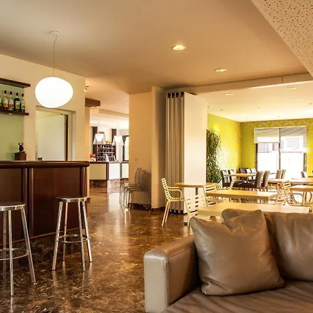 Hotel Les Amandiers