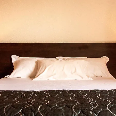 Hotel Les Amandiers