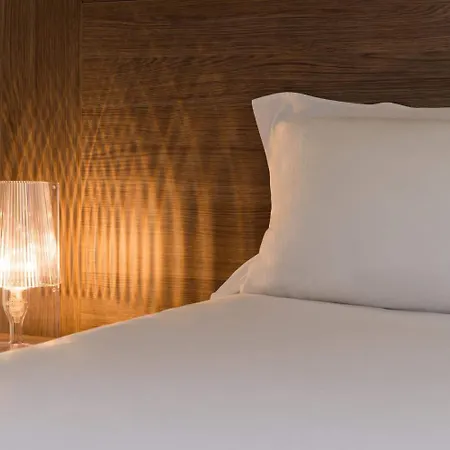 Les Amandiers Hotel 3*